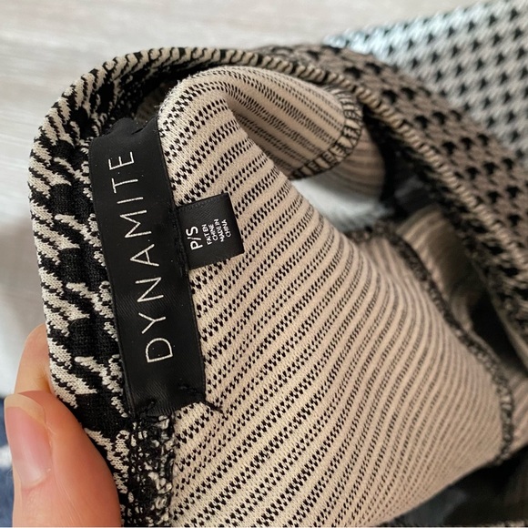 Dynamite - Bodycon Dress - Low Back V - Pencil Dress - Small - Houndstooth - Picture 5 of 11